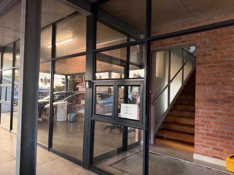 To Let Commercial Property for Rent in Fairview Eastern Cape